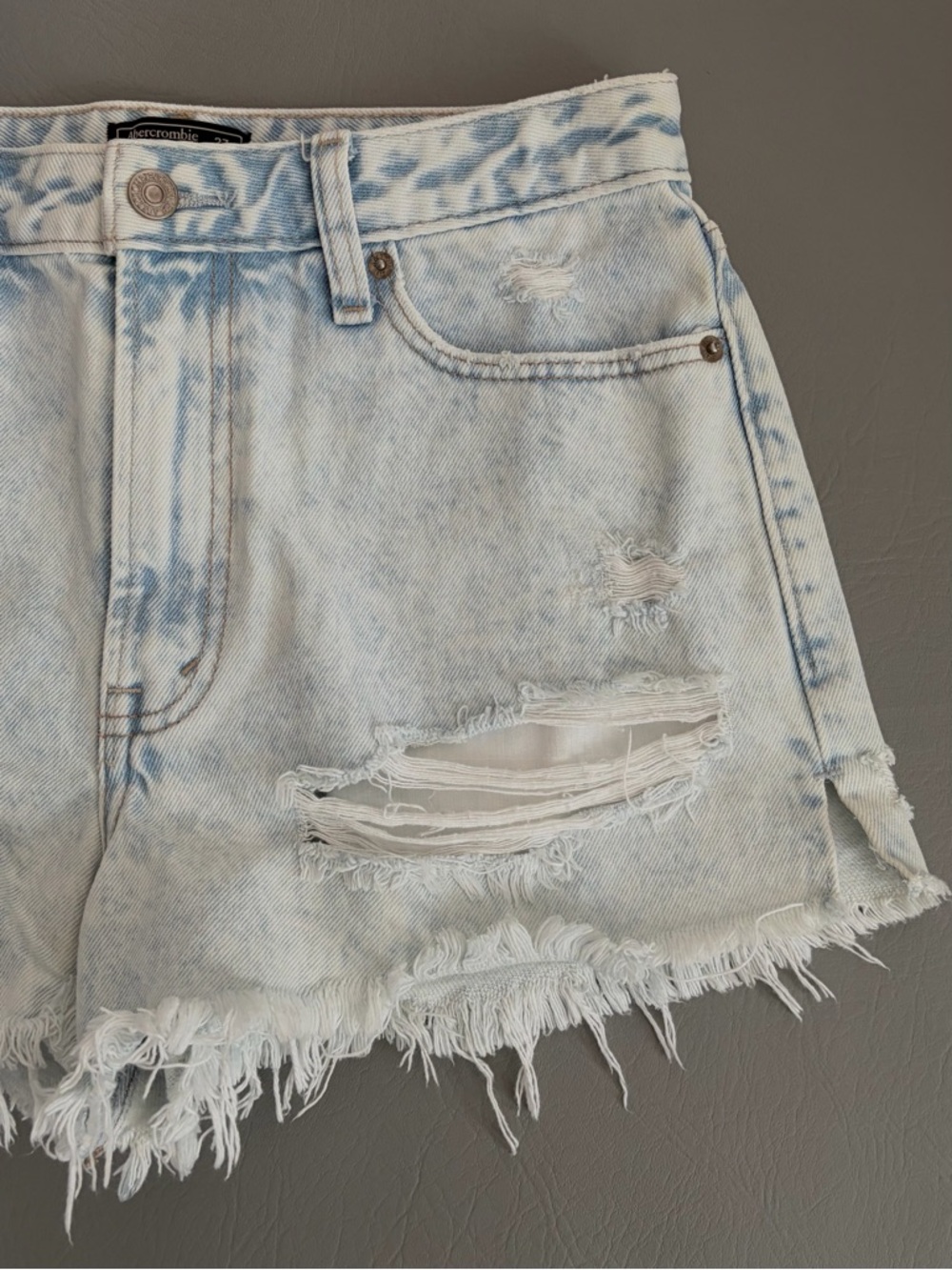 Abercrombie & Fitch Denim Shorts Women’s Annie High Rise Cutoff Distressed 27 - Picture 2 of 11